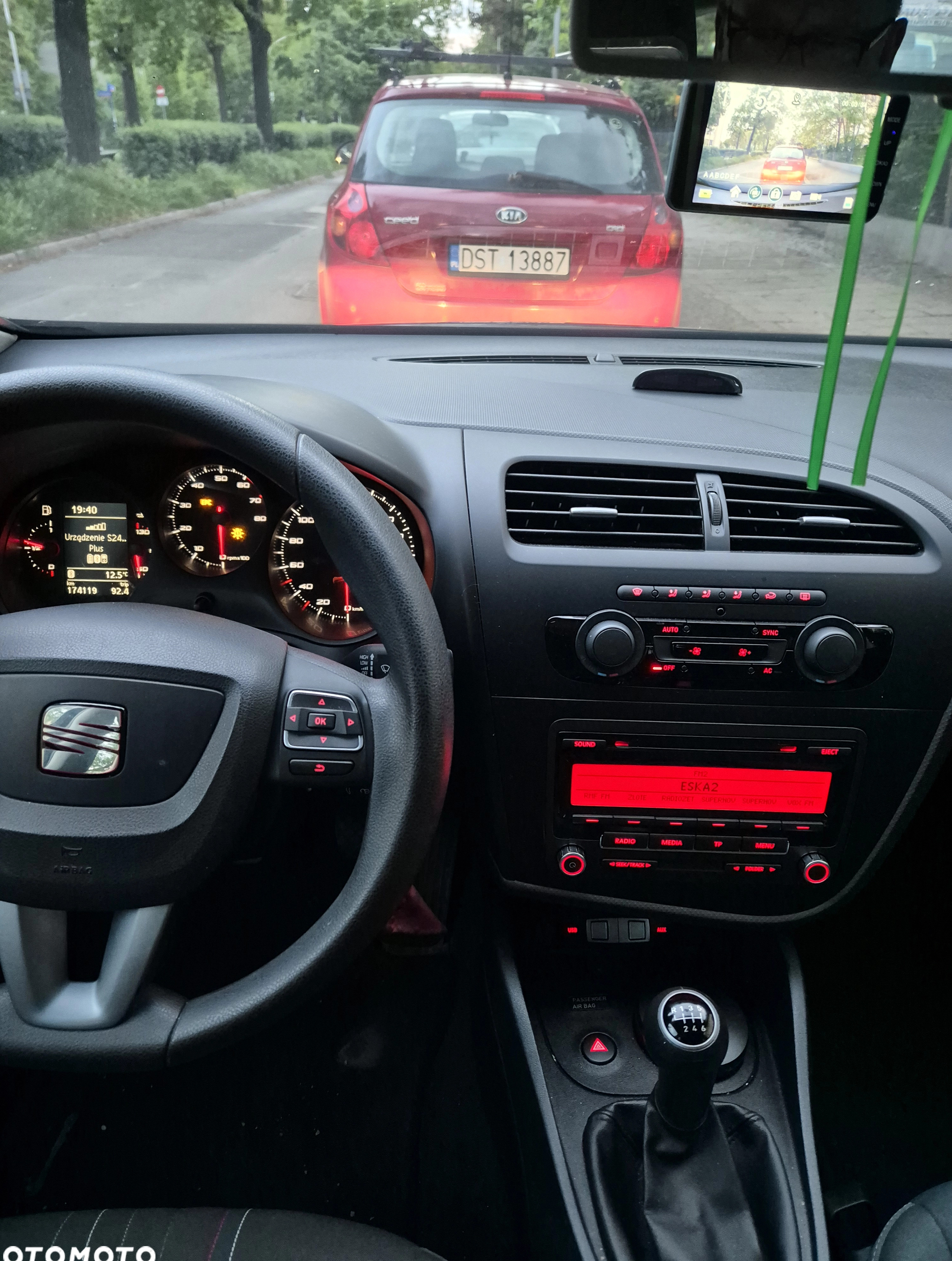Seat Leon cena 25000 przebieg: 175000, rok produkcji 2012 z Wrocław małe 154